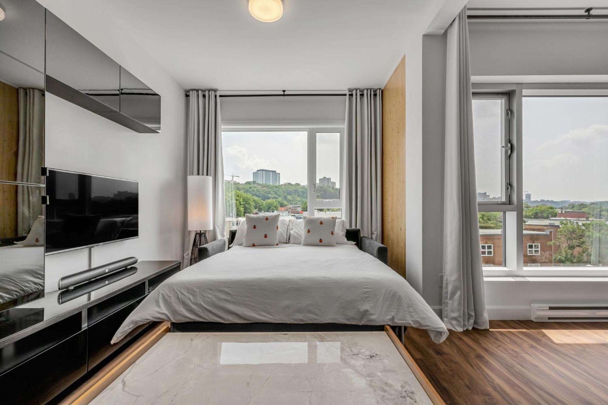 Initial / Spritz / Downtown Qc +Stat Apartment ควิเบกซิตี้ ภายนอก รูปภาพ